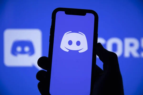 Discord Video Compressor – Compress Videos for Discord (Under 8MB)