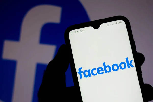 Best Facebook Caption Generator (Free & AI-Powered)