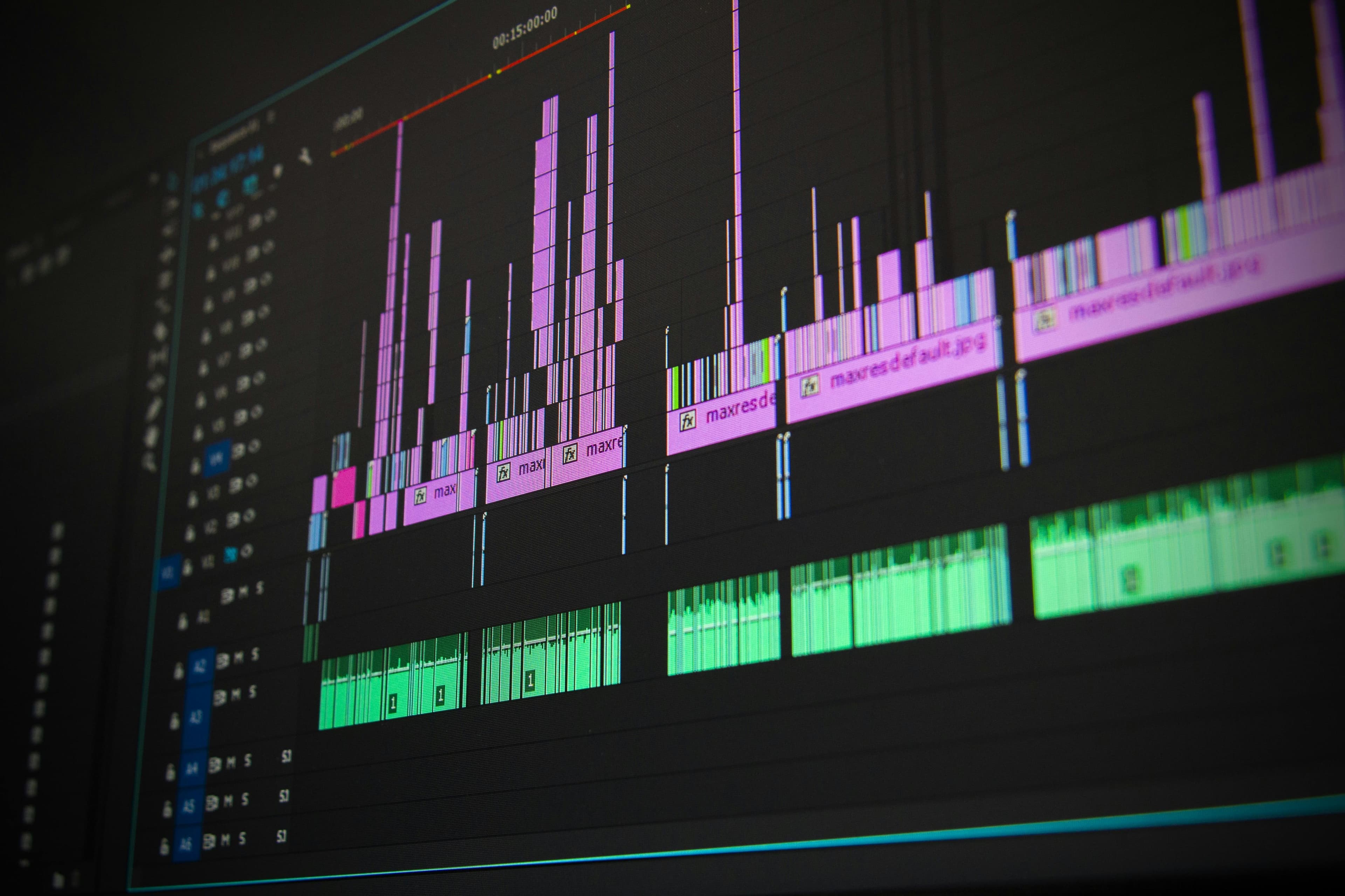 Best YouTube Video Editors in 2025 (Free & Paid Options)